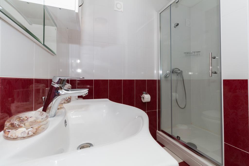 Apartments Villa-Ines Center Vodice Kültér fotó