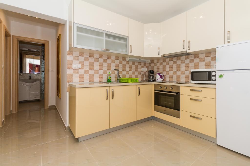 Apartments Villa-Ines Center Vodice Kültér fotó