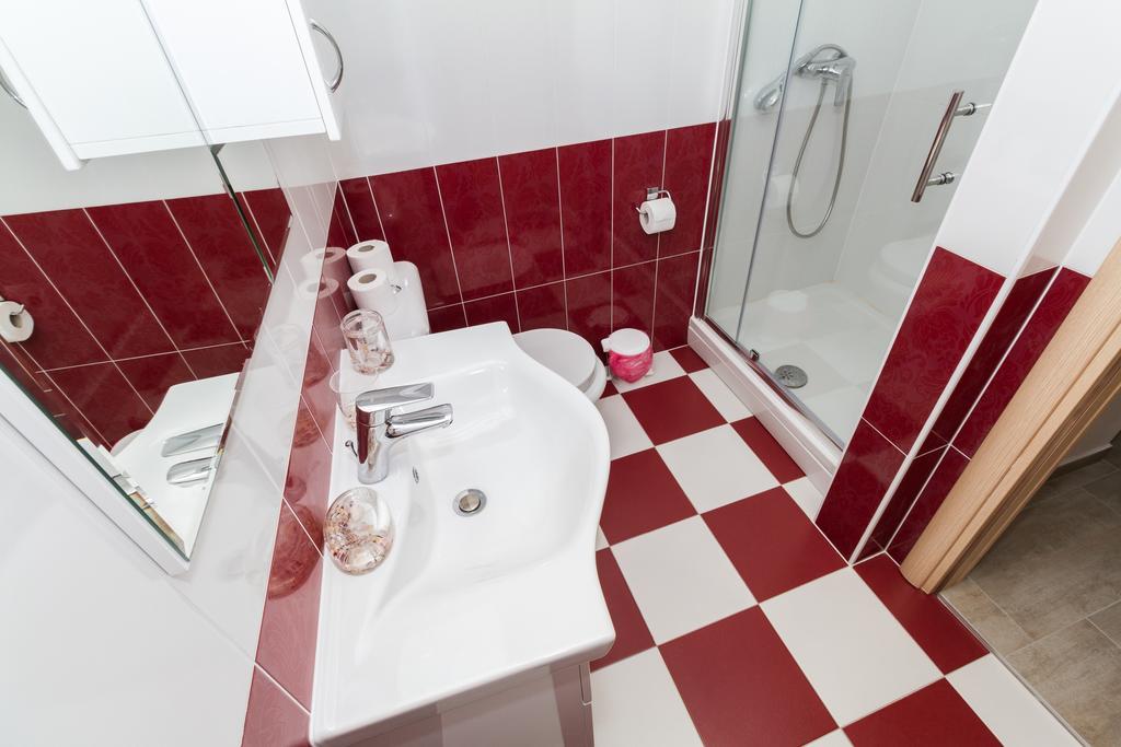 Apartments Villa-Ines Center Vodice Kültér fotó