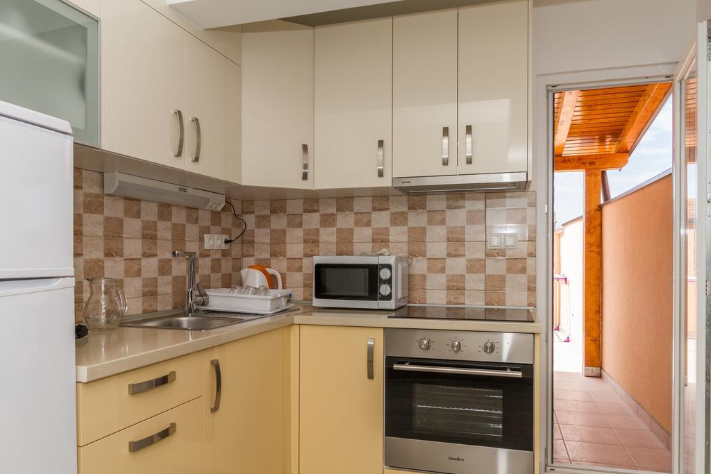 Apartments Villa-Ines Center Vodice Kültér fotó