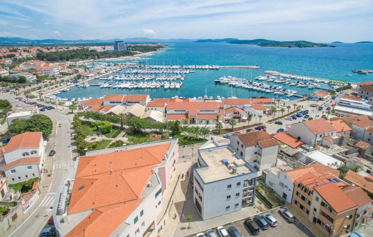 Apartments Villa-Ines Center Vodice Kültér fotó