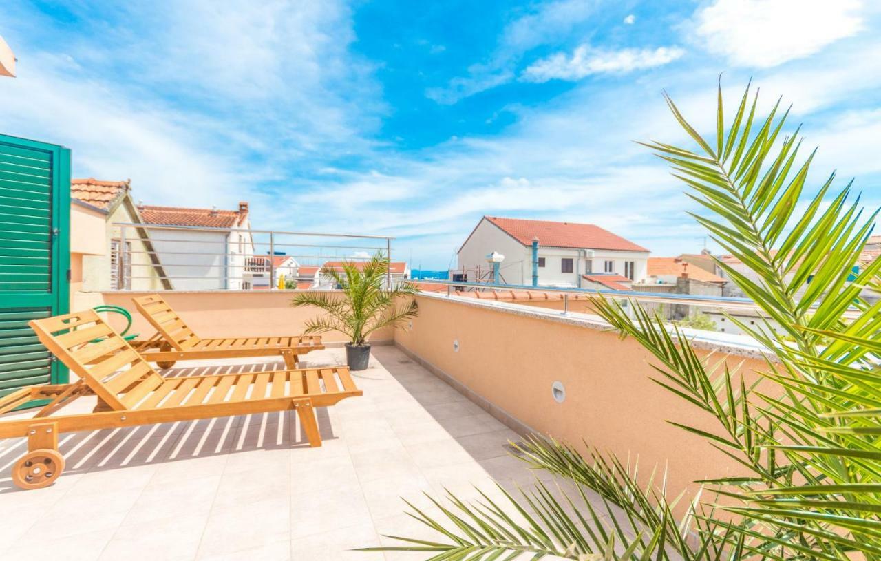 Apartments Villa-Ines Center Vodice Kültér fotó